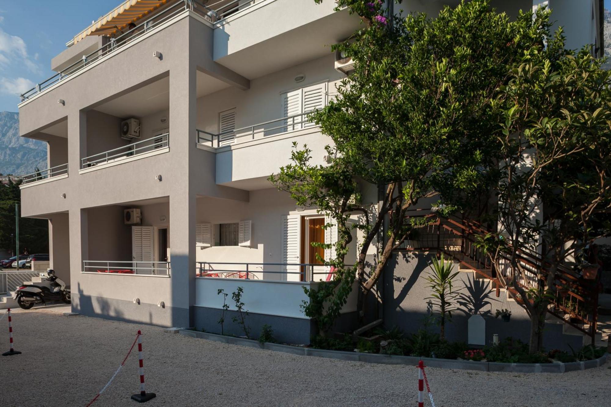 Beach Marin Makarska Exterior foto